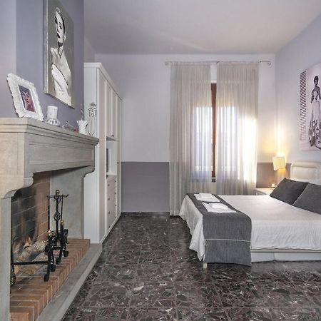 Audrey & Me Bed and Breakfast Πίζα Εξωτερικό φωτογραφία
