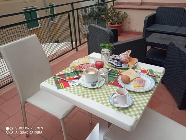 Audrey & Me Bed and Breakfast Πίζα Εξωτερικό φωτογραφία