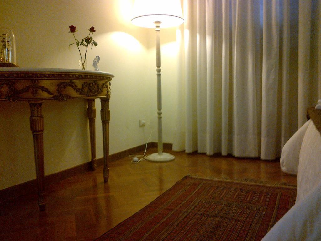 Audrey & Me Bed and Breakfast Πίζα Δωμάτιο φωτογραφία