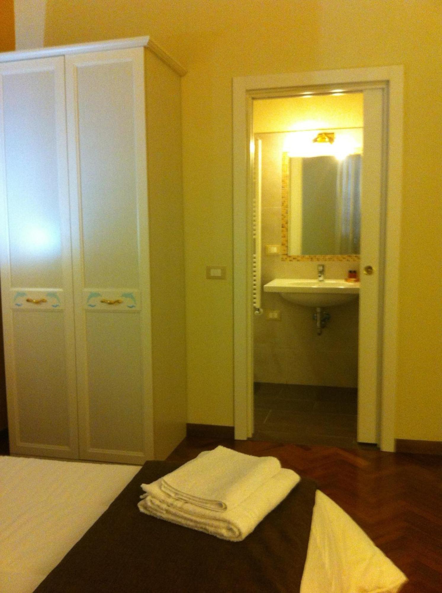 Audrey & Me Bed and Breakfast Πίζα Εξωτερικό φωτογραφία